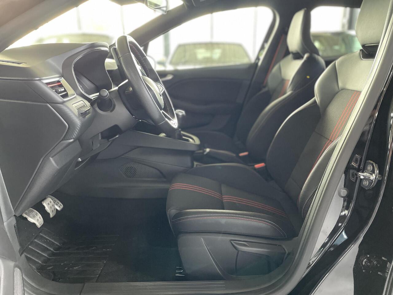 Renault CLIO 1.3 TCe R.S. Line / LED / CARPLAY / FULL OPTION /