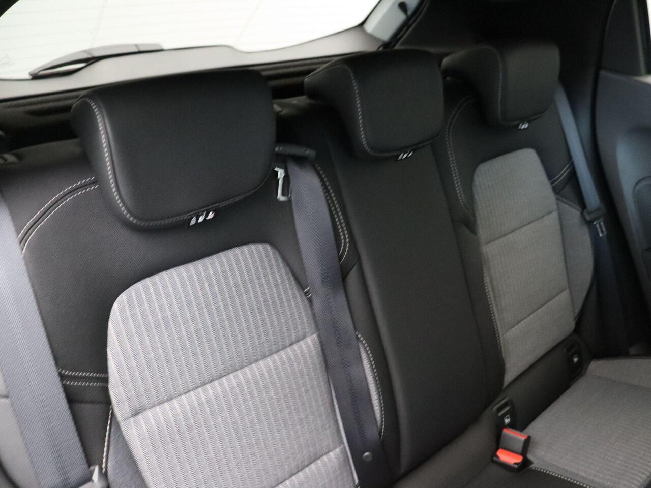 Renault CLIO TCe 90pk Techno | Pack look | 17" LMV | Digitaal dashboard | Grootscherm navigatie |