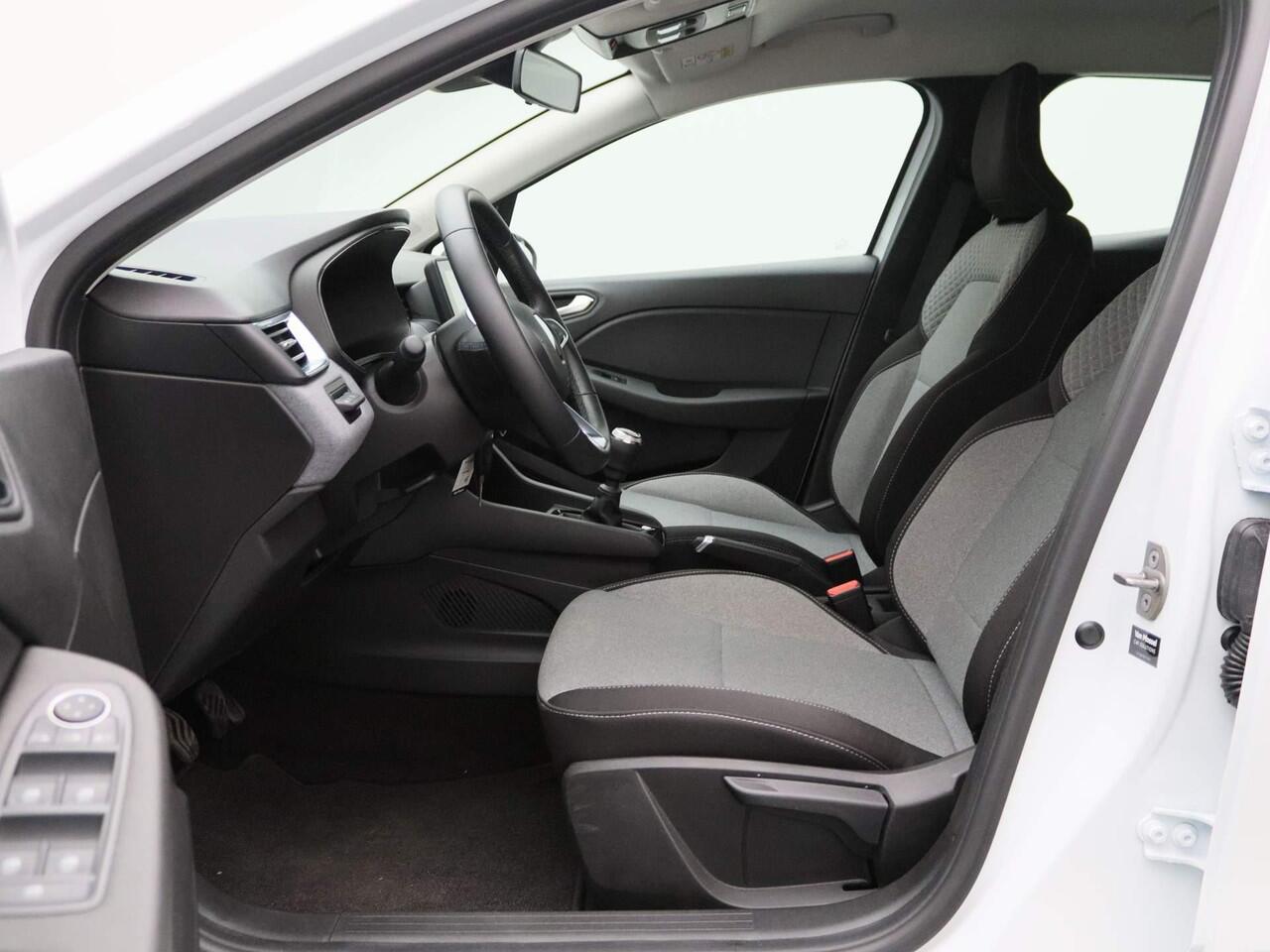 Renault CLIO 1.0 TCe 90Pk evolution | Apple / Android Carplay | Cruise Control | Airconditioning | DAB+ Radio | LED Verlichting | Verkeersbord Detectie