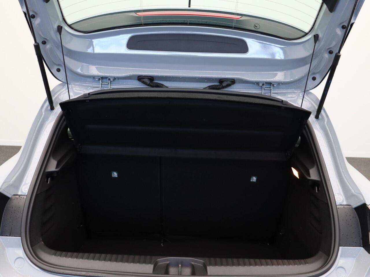 Renault CLIO E-Tech Full Hybrid 145pk evolution | Airco | Cruise control | Apple carplay / Android auto | Vierseizoenbanden |