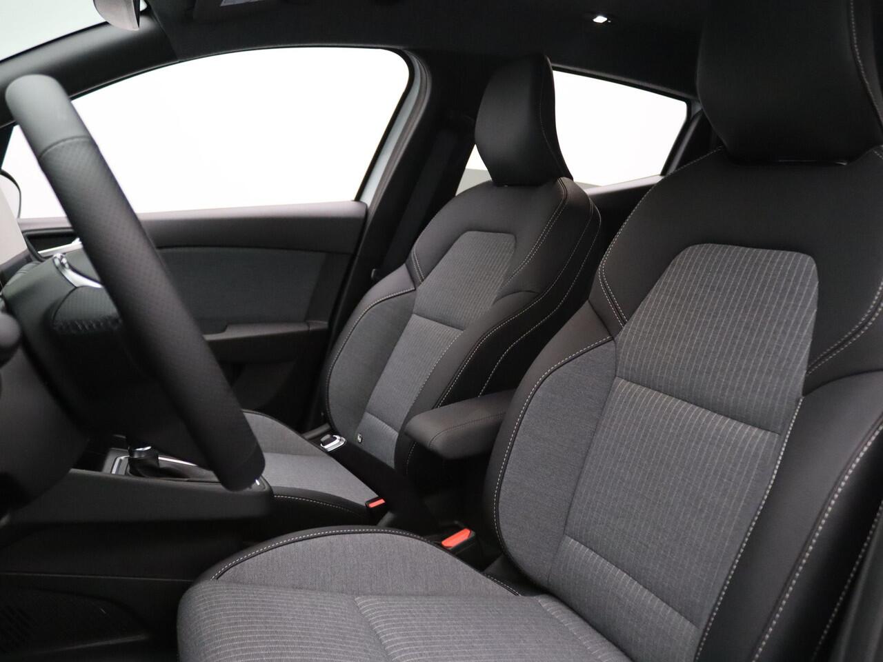 Renault CLIO E-Tech Full Hybrid 145pk techno Camera | Cruise | Navi | Parkeersens. v+a | Stoelverw.