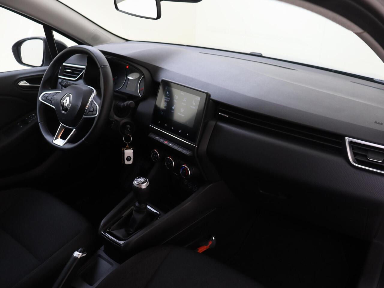 Renault CLIO 1.0 TCe 90PK Equilibre | All-Seasonbanden | Full-Map Navigatie | PDC Achter | Licht- & Regensensor | LED-Verlichting | Cruise Control & Snelheidsbegrenzer | Apple Carplay & Android Auto | Lane Assist