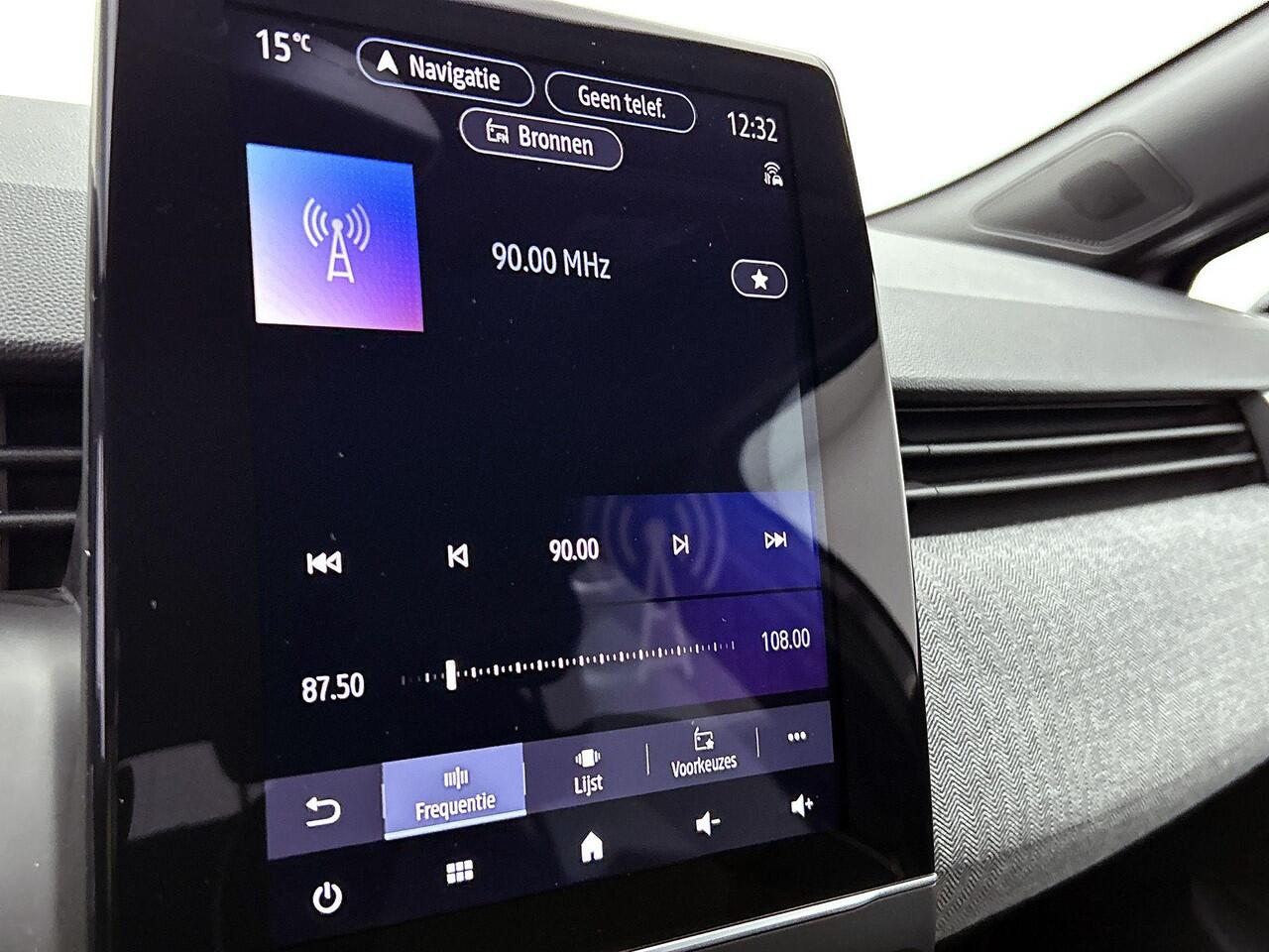 Renault CLIO 1.0 TCe 90 GPF techno | Apple Carplay & Android Auto | Lichtmetalen velgen 16" | Bluetooth | Cruise Control | Navigatie