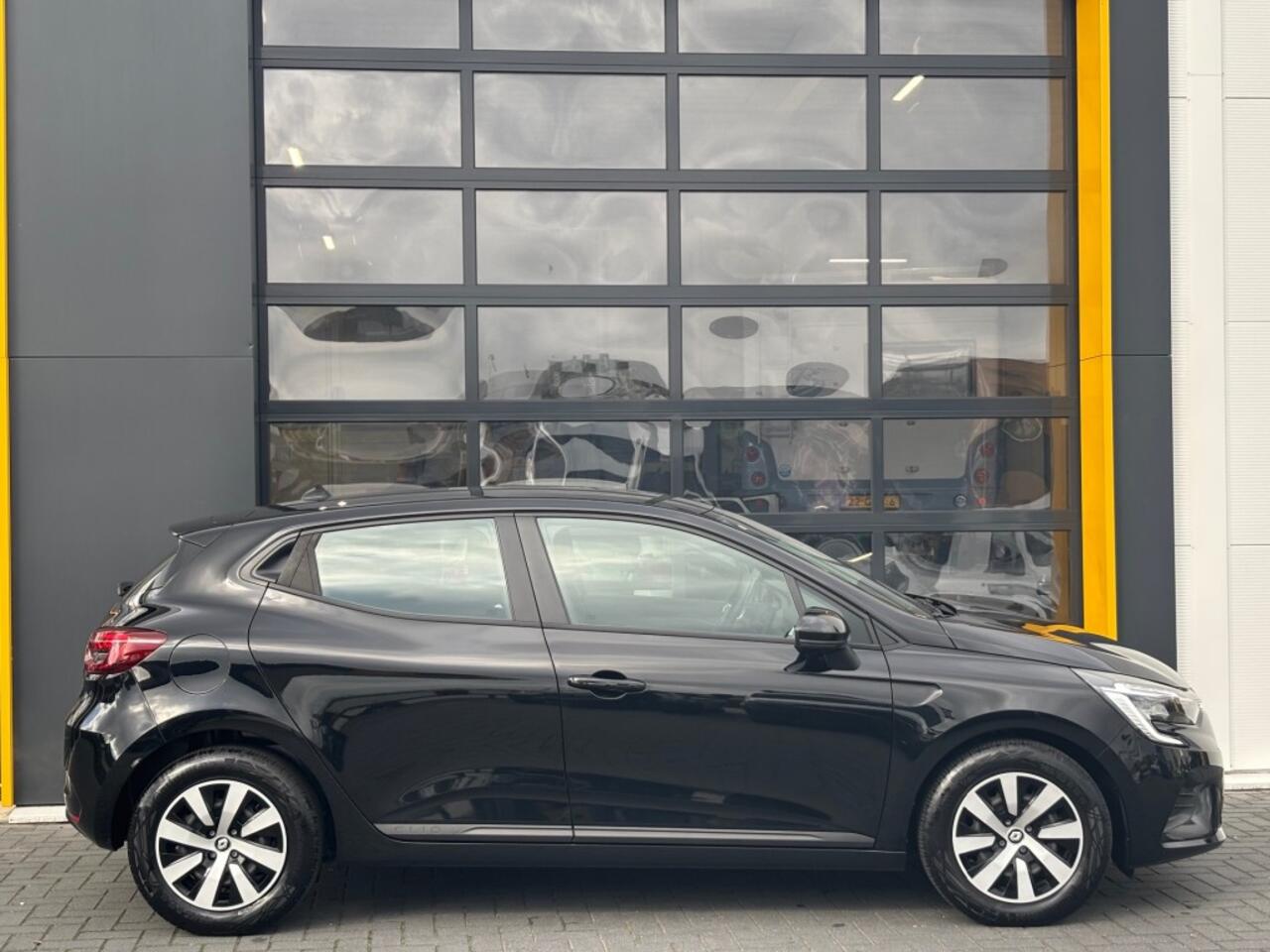 Renault CLIO 1.0 TCe 90 Equilibre Cruise Apple Carplay Airco