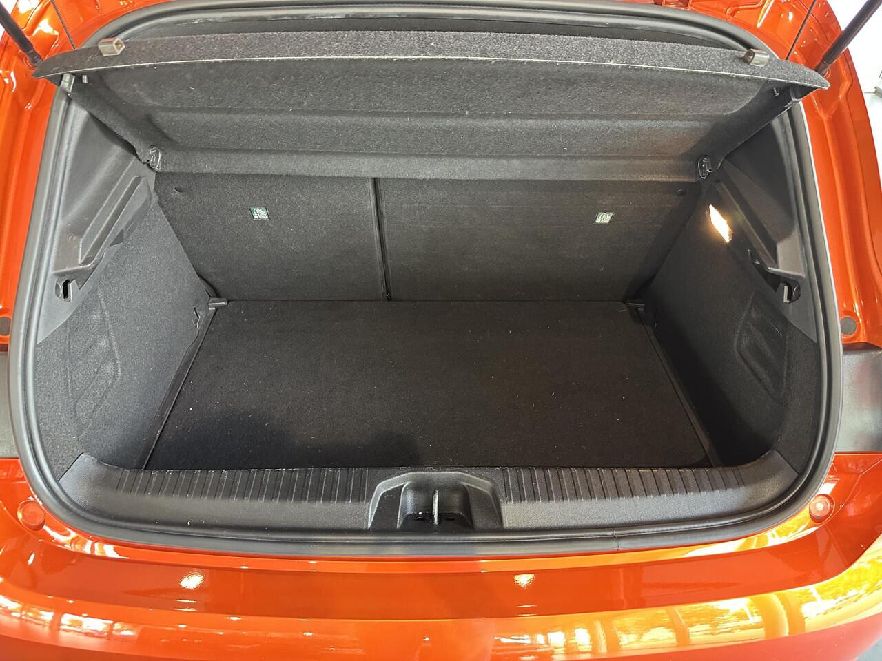 Renault CLIO 1.3 TCe 130 R.S. Line | NAVIGATIE | ACHTERUITIJCAMERA | PARKEERSENSOREN VOOR-EN ACHTER