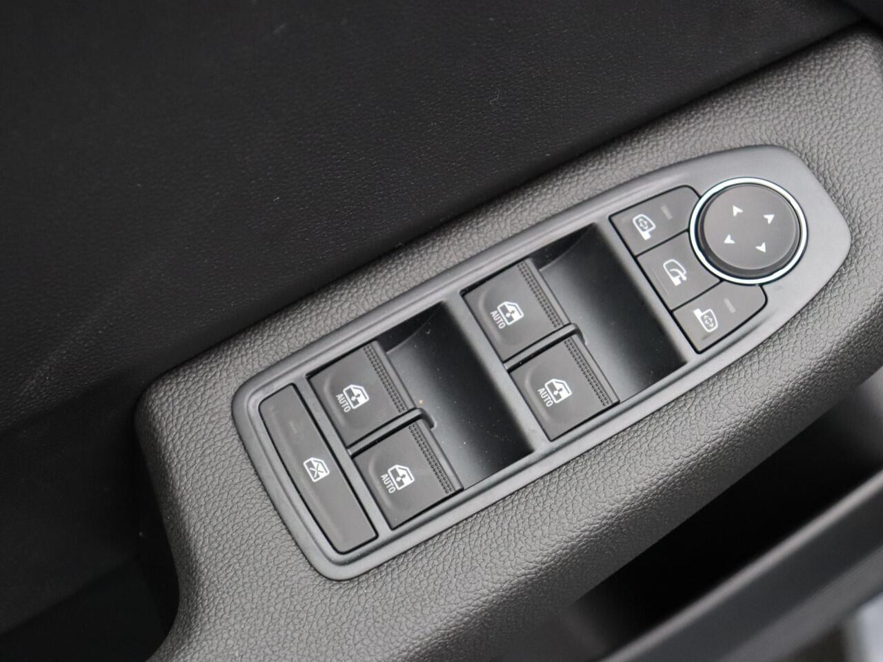 Renault CLIO E-Tech Full Hybrid 145pk evolution | Airco | Cruise control | Apple carplay / Android auto | Vierseizoenbanden |