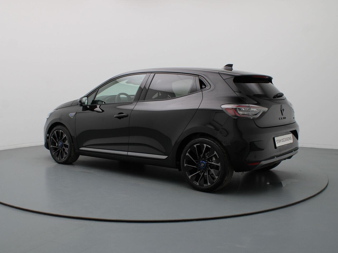 Renault CLIO E-Tech Full Hybrid 145 esprit Alpine 360° Camera | Adapt. cruise | Bose | Navi | Stoel-/stuurverwarming