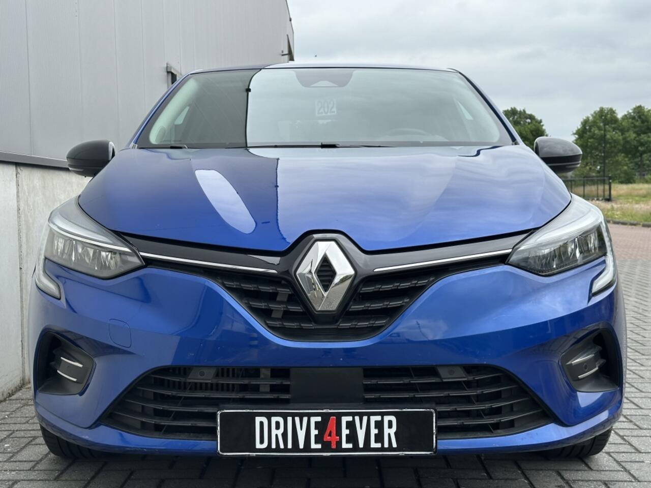 Renault CLIO 1.0 TCe LIMITED 2022 NAVI PDC AIRCO SPORTVELGEN ELEK PAKKET