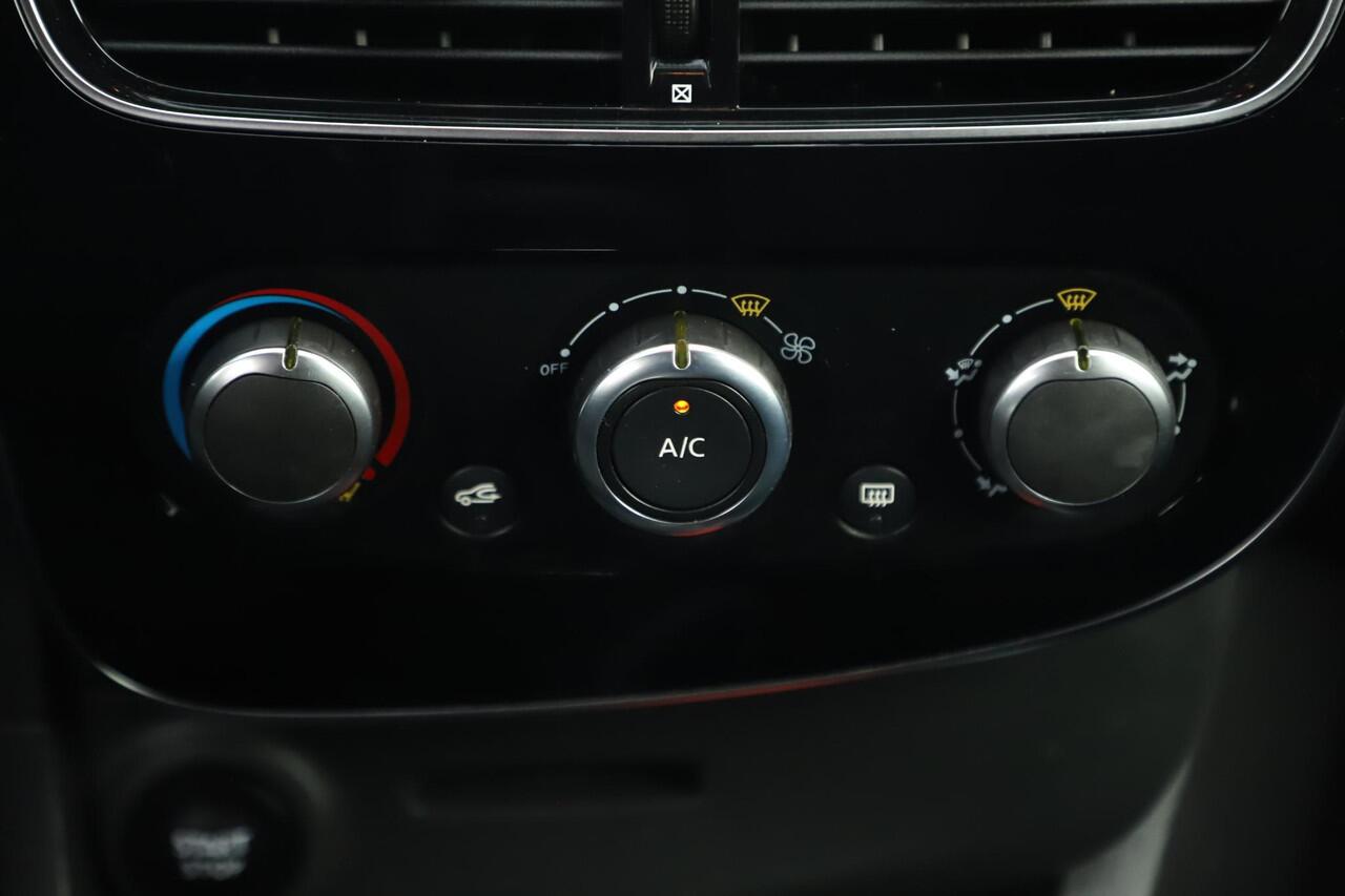 Renault CLIO Estate 0.9 TCe Limited Trekhaak Carplay Android Navigatie Airco Cruise Parkeersensor