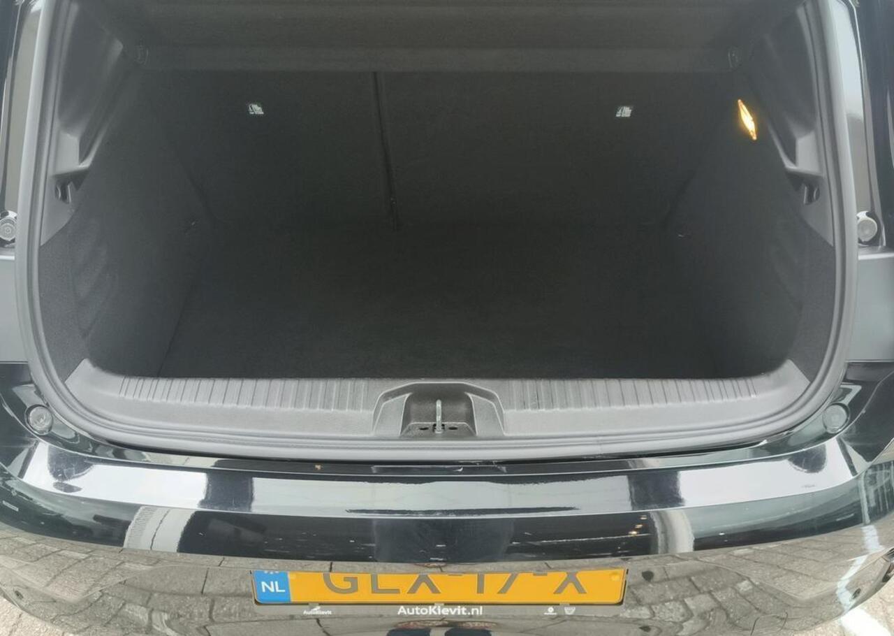 Renault CLIO 1.6 E-Tech Full Hybrid 145 techno