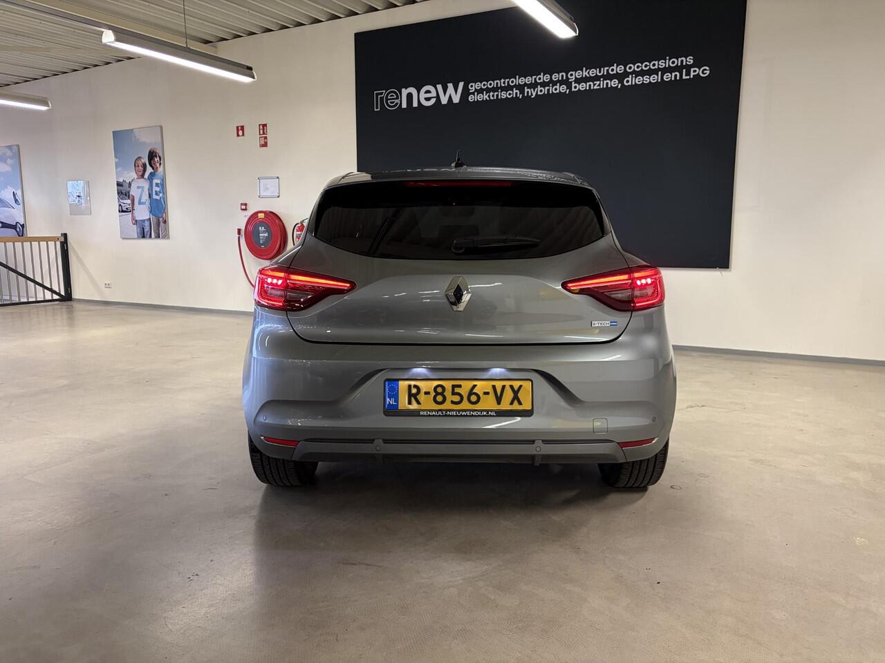 Renault CLIO 1.6 E-Tech Hybrid 145 R.S. Line APPLE CARPLAY ANDROID AUTO / (KUNST)LEDEREN BEKLEDING / NAVIGATIE / CLIMATE CONTROLE.