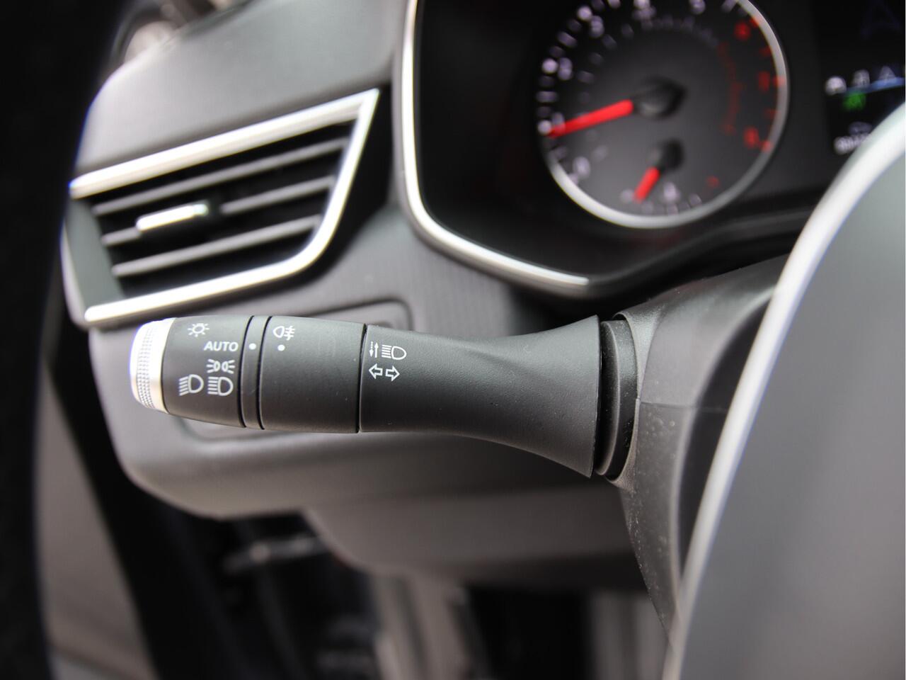 Renault CLIO 1.0 TCe Zen FULL LED, AC, Carplay, LMV, 1e eig BOMVOL! Aanbieding!