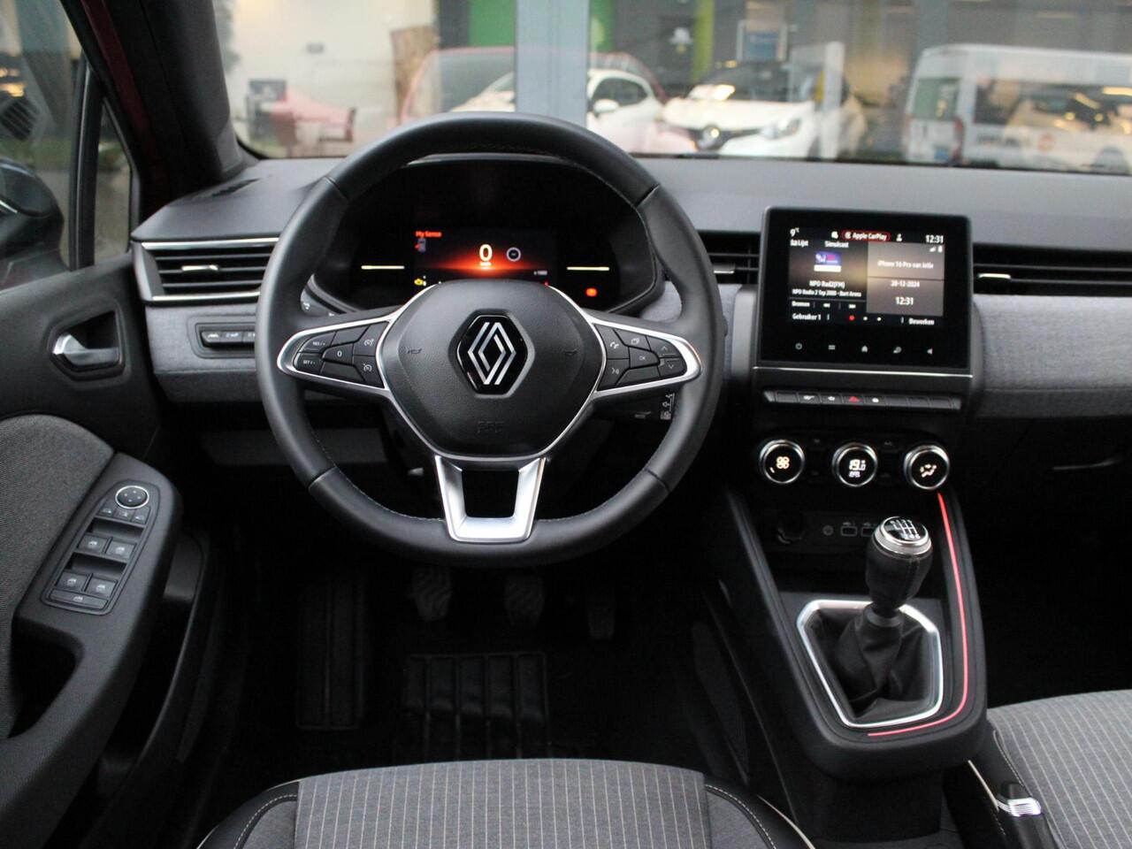 Renault CLIO TCe 90 Techno / DEMO / 24.000KM / CAMERA / PDC A / CLIMATE / CRUISE / APPLE CARPLAY / ANDROID AUTO / PRIVACY GLASS / DAB+ / 16'' LMV