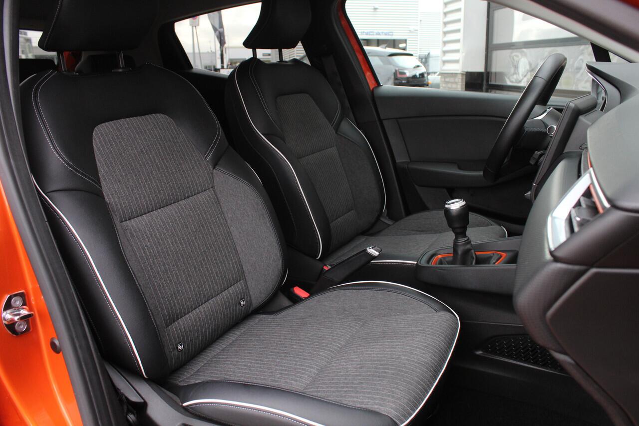 Renault CLIO 1.0 TCe Initiale Paris / Carplay / Camera / Keyless