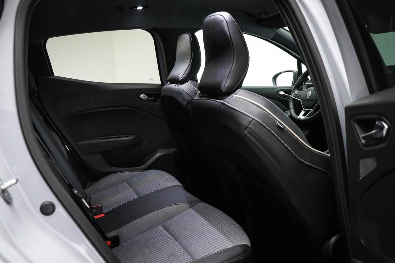 Renault CLIO 1.0 TCe 90 GPF techno | NAVIGATIE TECHNO PACK | DAB | APPLE | 360 CAMERA