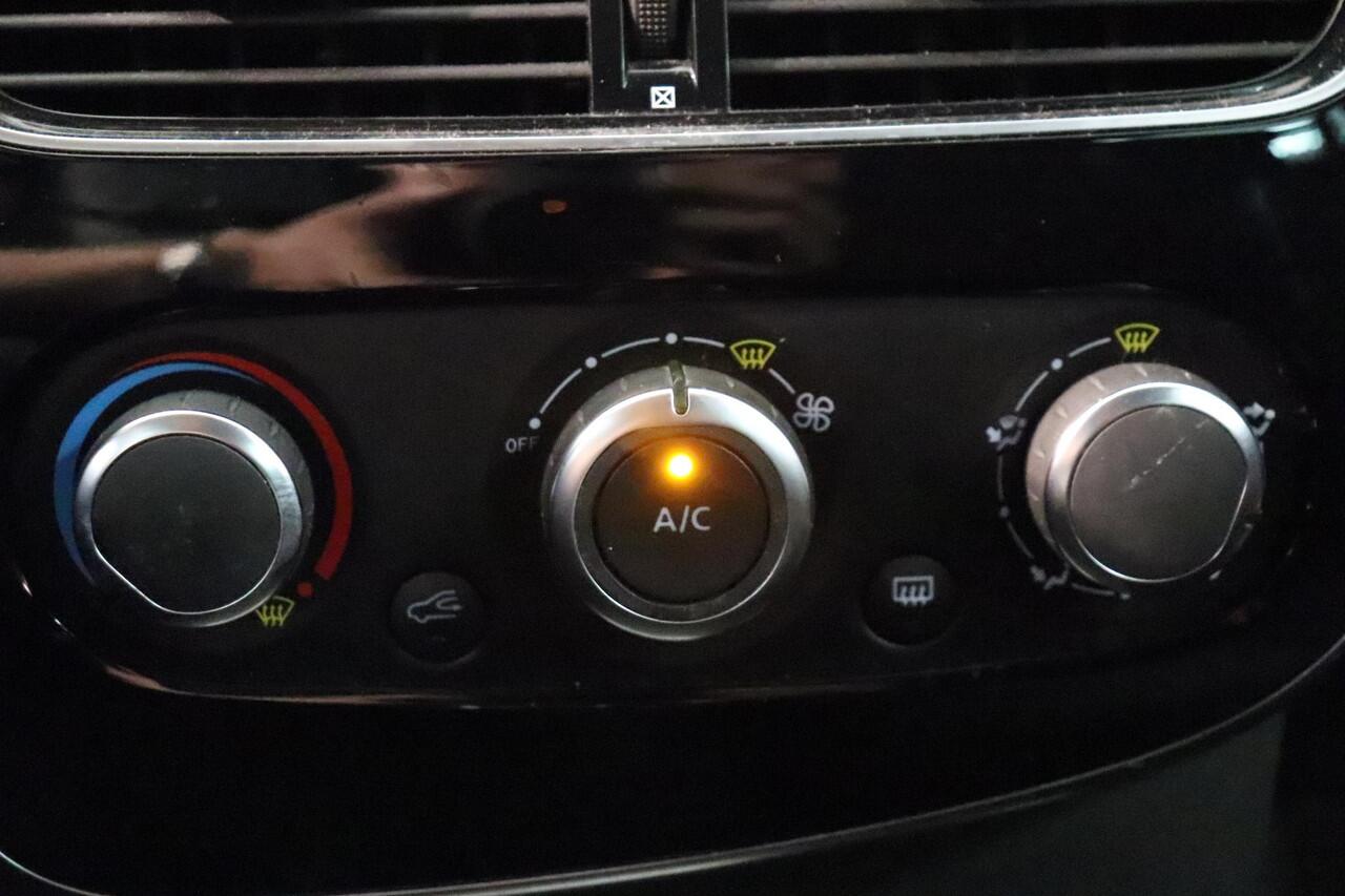 Renault CLIO 0.9 TCe Limited | Airco | Parkeersensor | Navigatie | Key-less | Lichtmetaal | DAB+ |