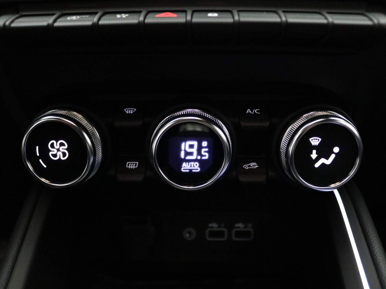 Renault CLIO TCe 90pk GPF techno Camera | Climate | 9,3" Navi | Parksens. achter