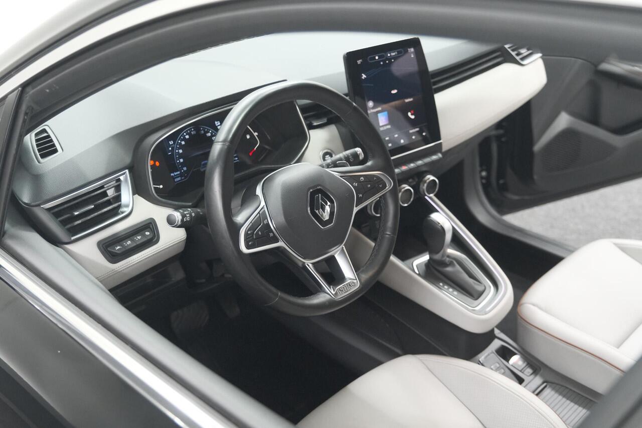 Renault CLIO TCe 130 EDC Initiale Paris | Pack Winter | Camera | BOSE Audio | Dodehoekdetectie