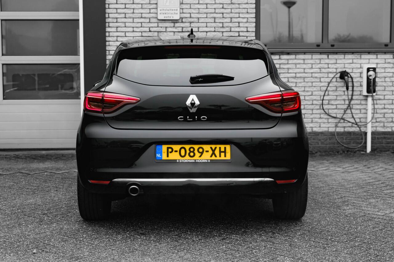 Renault CLIO 1.0 TCe Initiale Paris | navigatie | lederen bekleding | stoelverwarming |