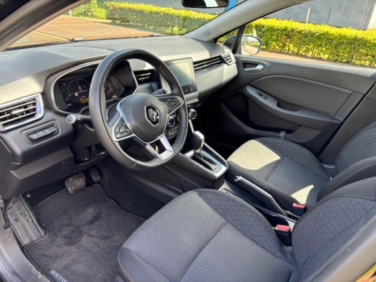 Renault CLIO 1.6 ET H 140 INPARIS Hybrid