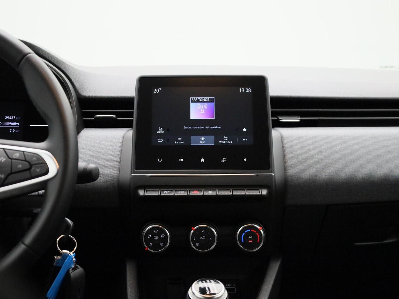 Renault CLIO 1.0 TCe 90 GPF evolution | NIEUW MODEL | PDC Achter | 16 inch Black wheels | LED Pure Vision | Draadloze Apple Carplay & Android Auto | Cruise Control & Snelheidsbegrenzer | Licht- & Regensensor | LMV |