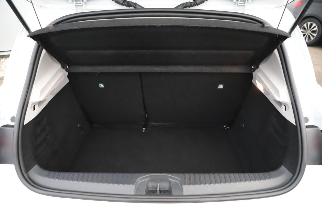 Renault CLIO 1.0 TCe Bi-Fuel Zen Navigatie Carplay Android Airco Cruise Control Rijstrooksensor Parkeersensor