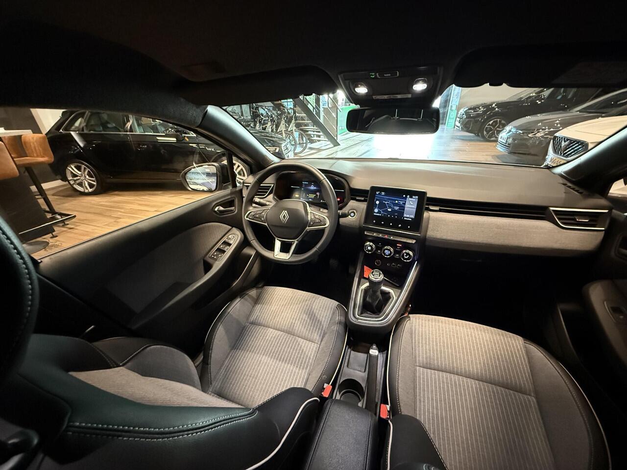Renault CLIO 1.0 TCe 90 GPF techno |NAVI|LM VELGEN| Gris Rafale metaallak |
