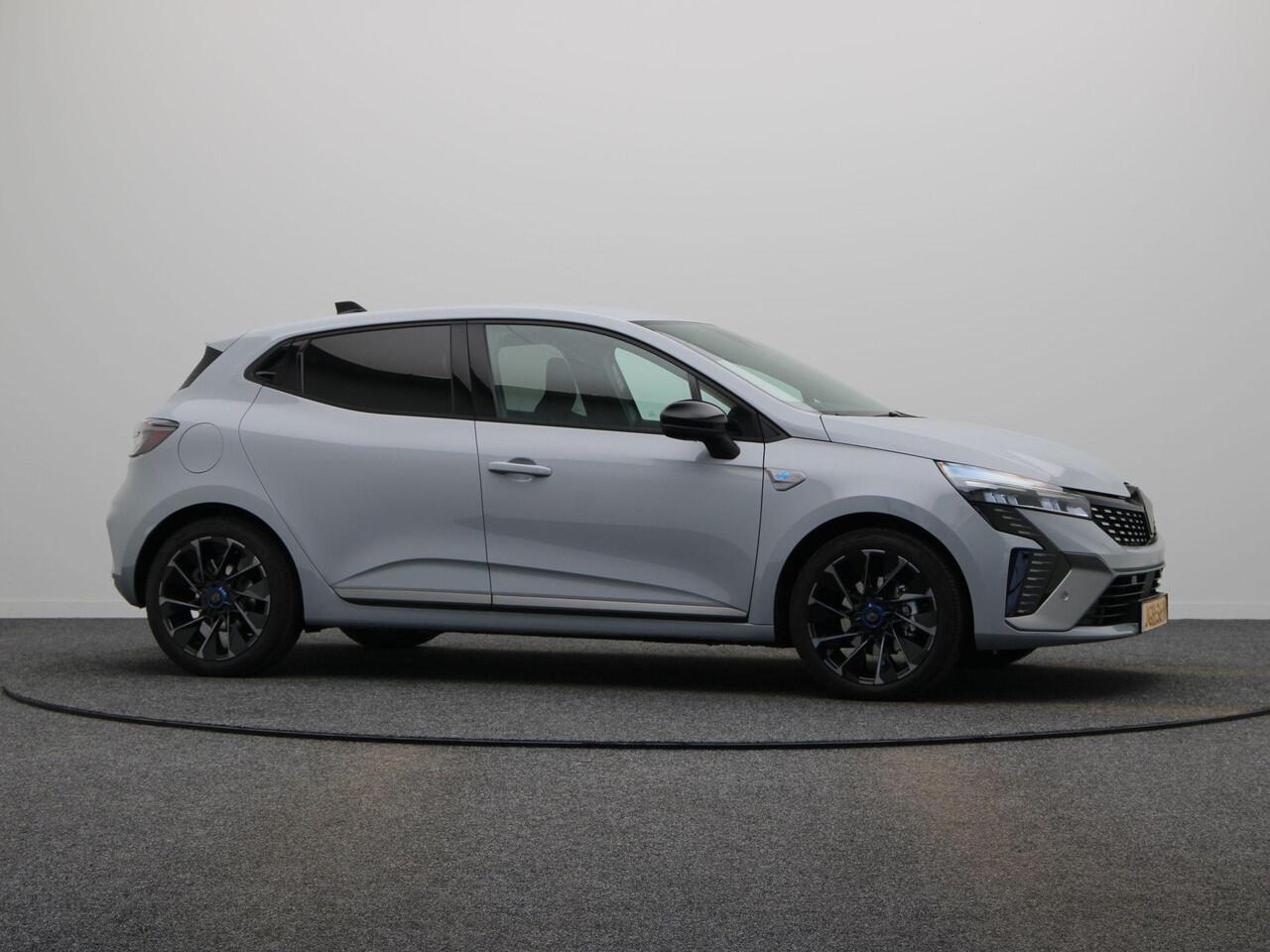 Renault CLIO E-Tech Full Hybrid 145pk esprit Alpine | Grootscherm navigatie | Adaptieve cruise control | 17" lichtmetalen velgen |