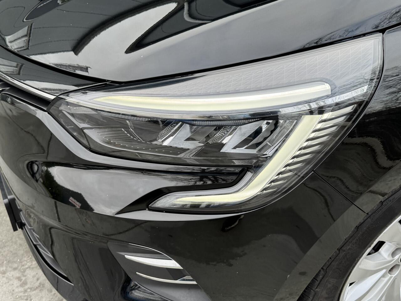 Renault CLIO 1.0 TCe 92pk Intens Navigatie Climate Control LMV LED PDC