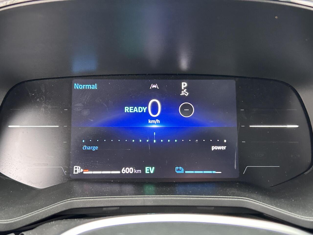 Renault CLIO 1.6 E-Tech Full Hybrid 145 evolution Automaat | Navigatie | Cruise Control | Carplay | All-season