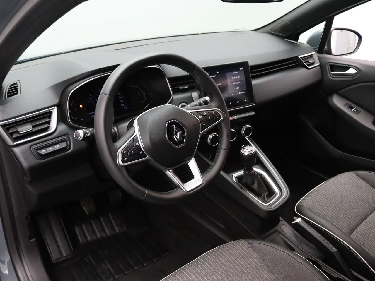 Renault CLIO 100pk TCe Intens Cruise | Climate | Carplay | Parkeersens. achter