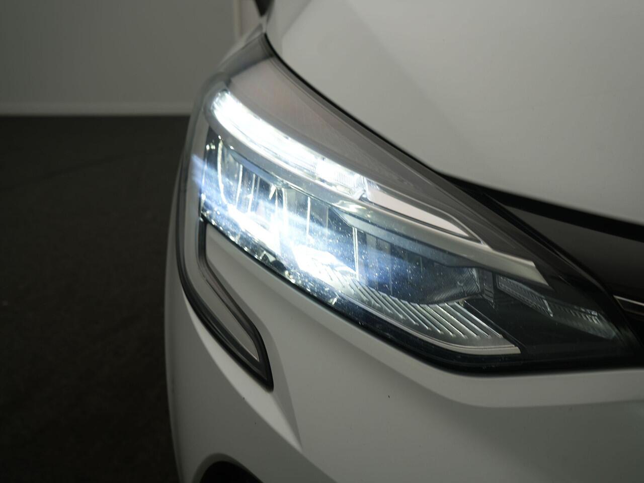 Renault CLIO TCe 100 Zen - Occasion Lease vanaf ¤359 p/m - RIJKLAARPRIJS - Navigatiesysteem