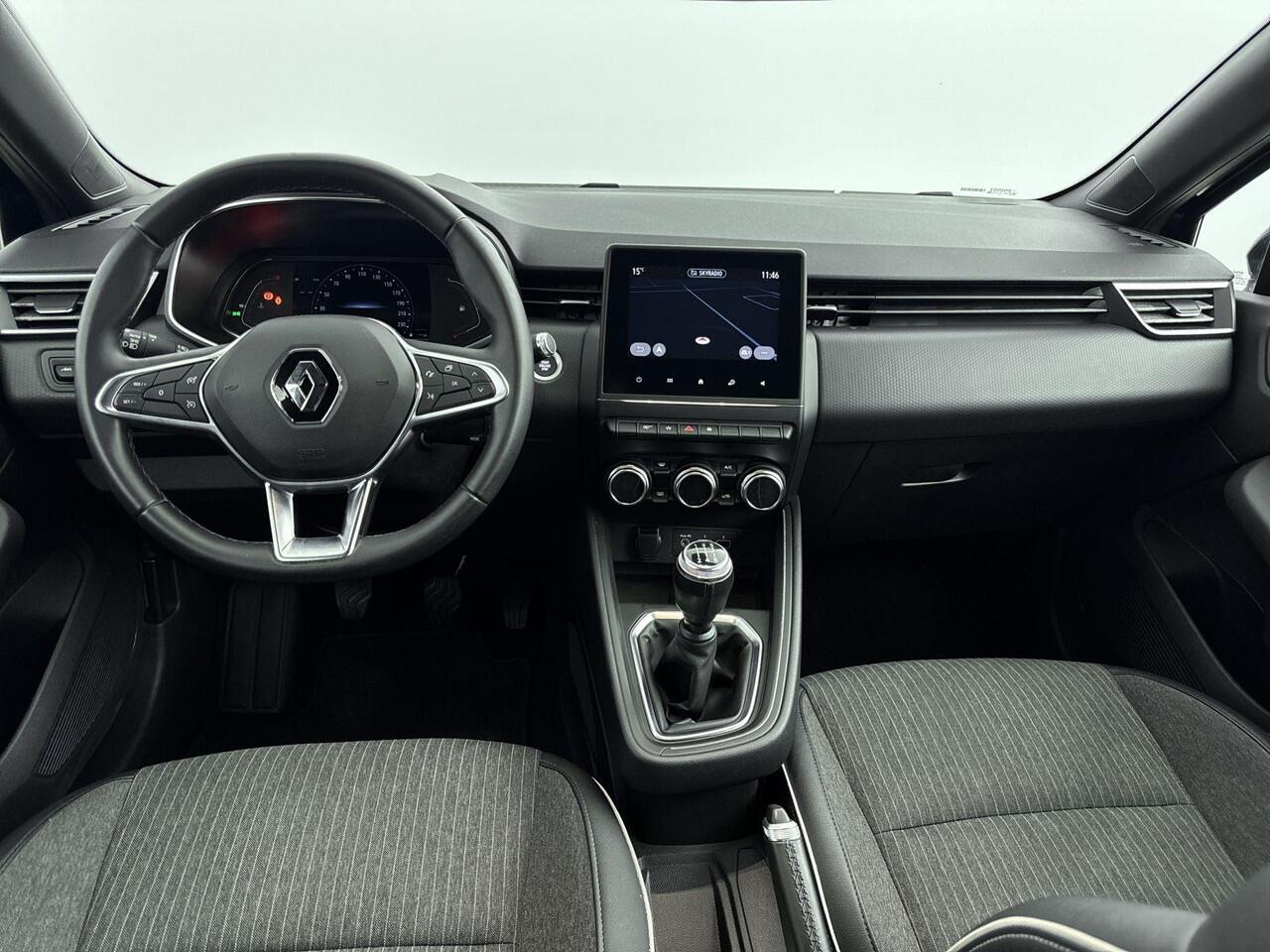 Renault CLIO 1.0 TCe 100Pk Intens | Navigatie | Apple & Android Carplay | Cruise Control | Climate Control | Achteruitrijcamera | Parkeersensoren |