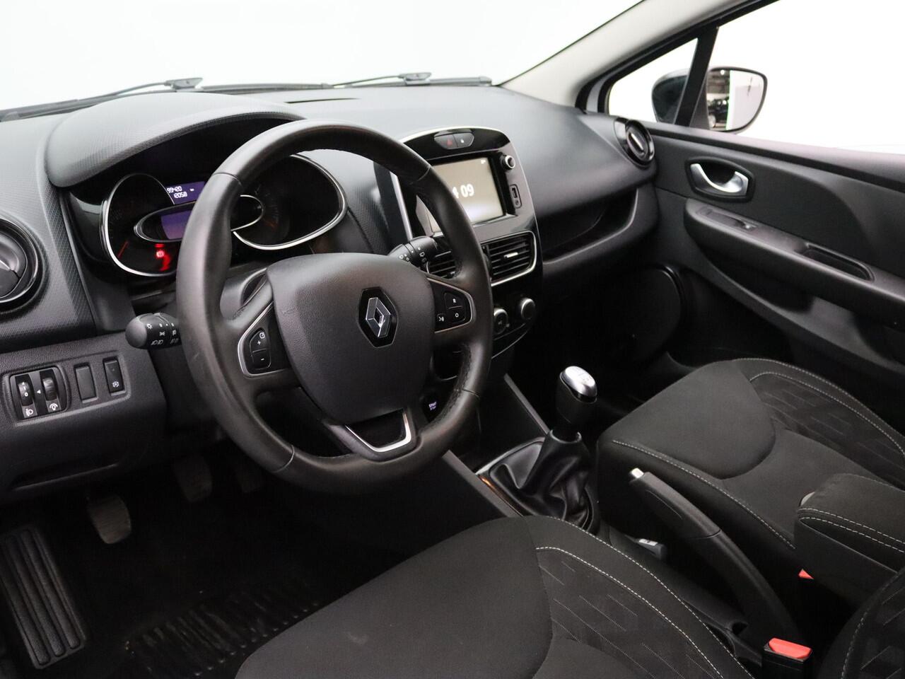 Renault CLIO Estate 90pk TCe Limited Airco | Cruise | Navi | Parkeersens. achter