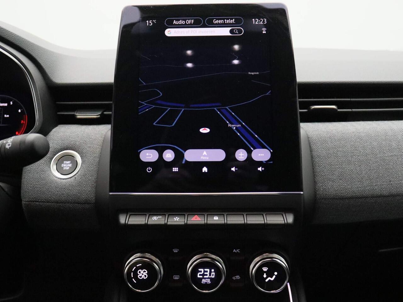 Renault CLIO TCe 90 Techno | Pack Navigation 9,3" scherm incl. Apple CarPlay & Android Auto | Climate Control | Parkeersensoren achter met achteruitrijcamera | Lichtmetalen velgen| Metaalkleur |