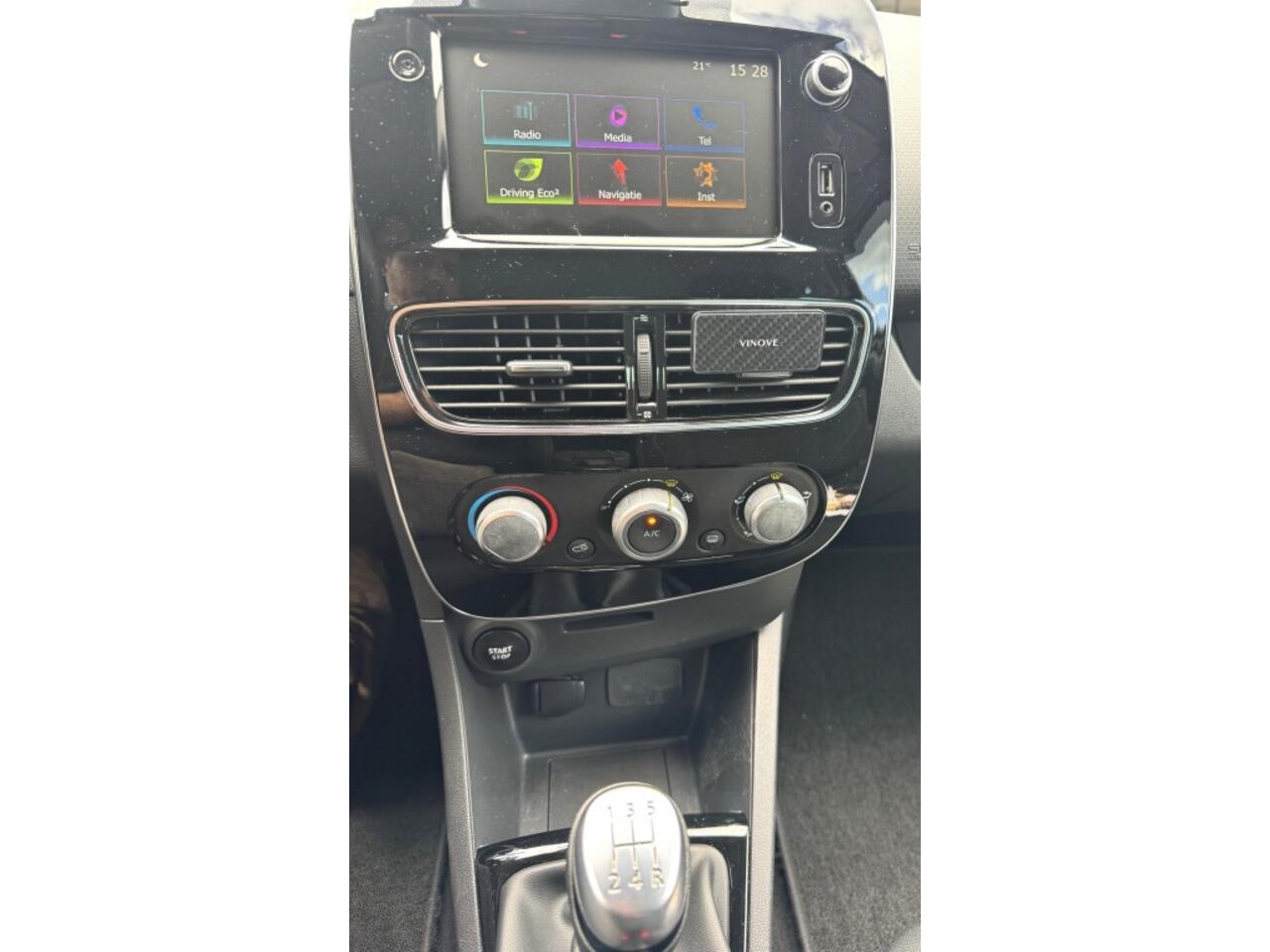Renault CLIO 0.9 TCE LIMITED / Navi / Bluetooth