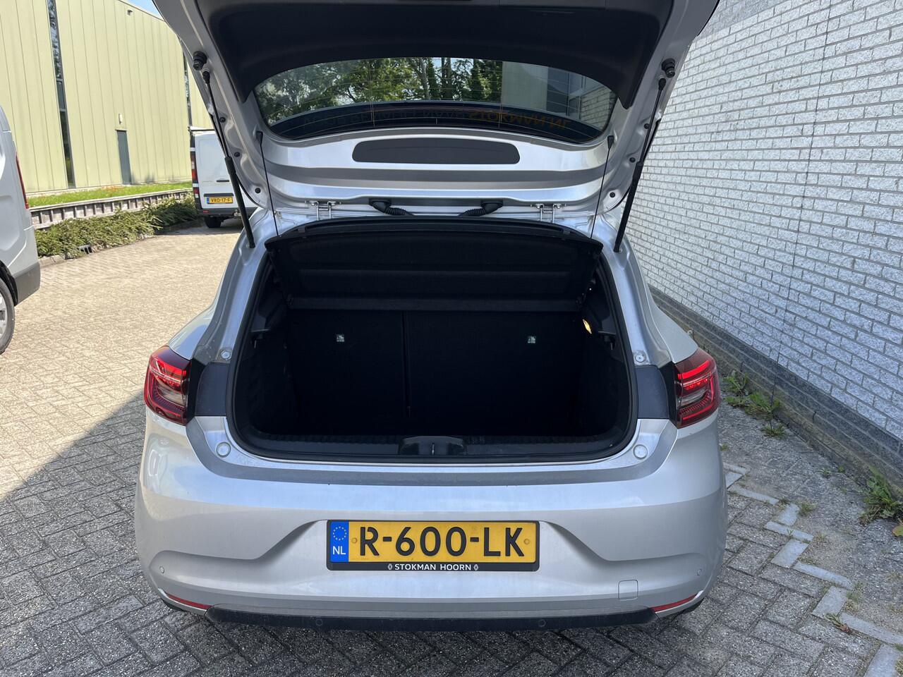 Renault CLIO 1.6 E-Tech Hybrid 145 Techno | hybride | automaat | navigatie | incl. Bovag rijklaarpakket met 12 maanden garantie |
