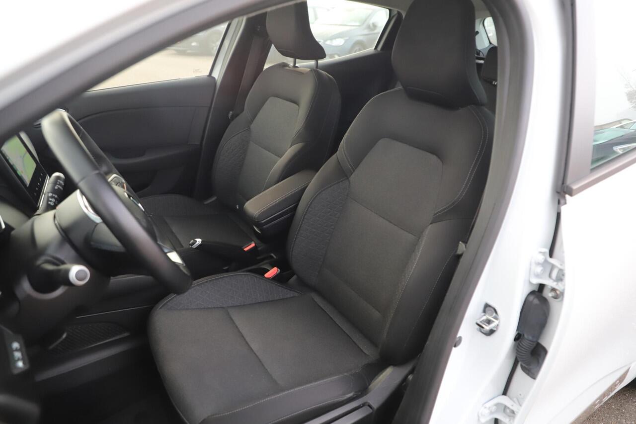 Renault CLIO 1.5 dCi Zen Trekhaak Navigatie Carplay Android Airco Cruise Control Rijstrooksensor Parkeersensor