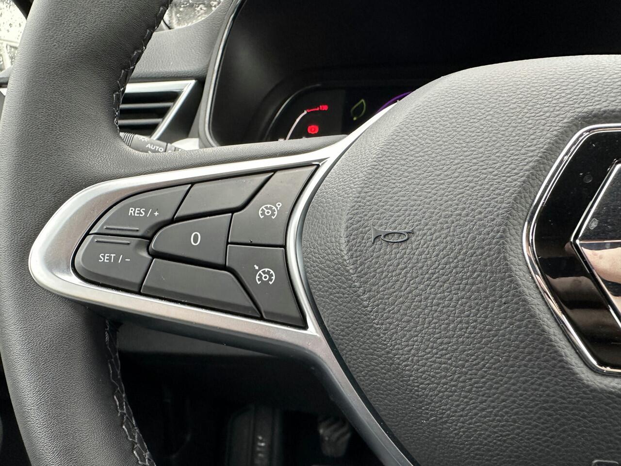 Renault CLIO Techno 1.0 TCe 90