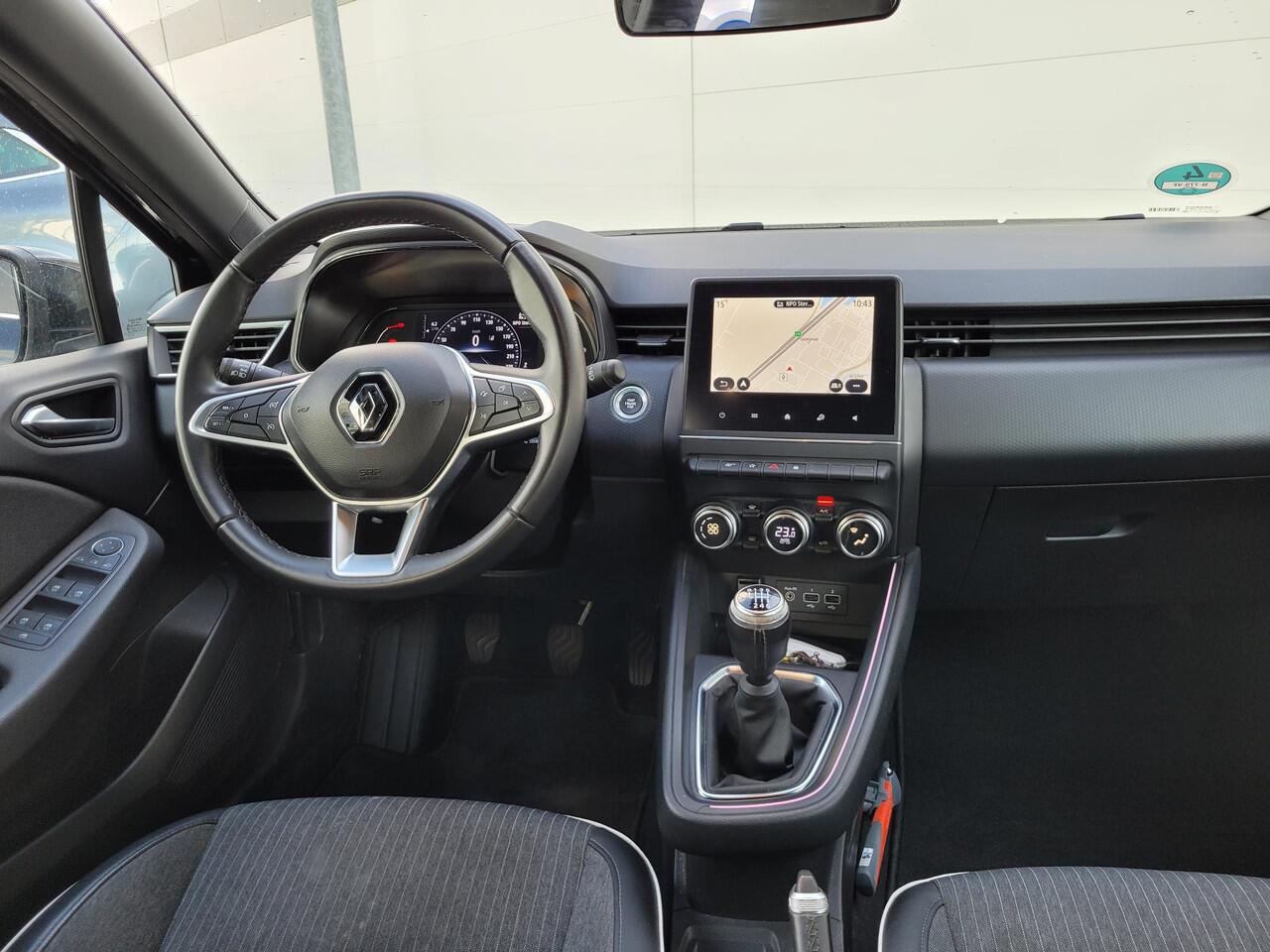 Renault CLIO 1.0 TCe Intens | Parkeerhulp | Navigatie | 17" Lichtmetalen Velgen | Dealer Onderhouden