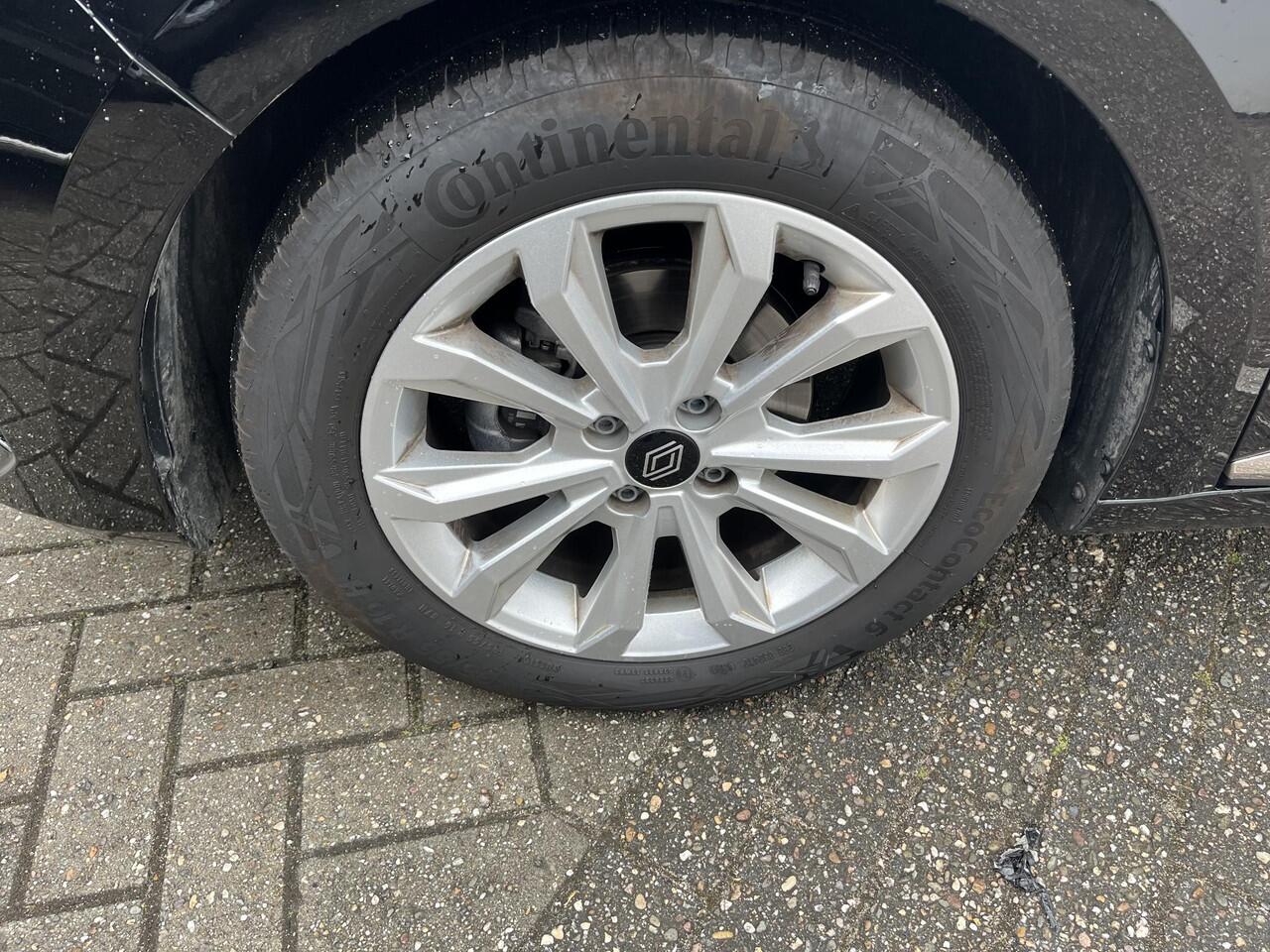 Renault CLIO 1.0 TCe 90 GPF evolution / Demo Zuidoost / Vraag naar beschikbaarheid / Navigatie / Camera / Lichtmetalen velgen