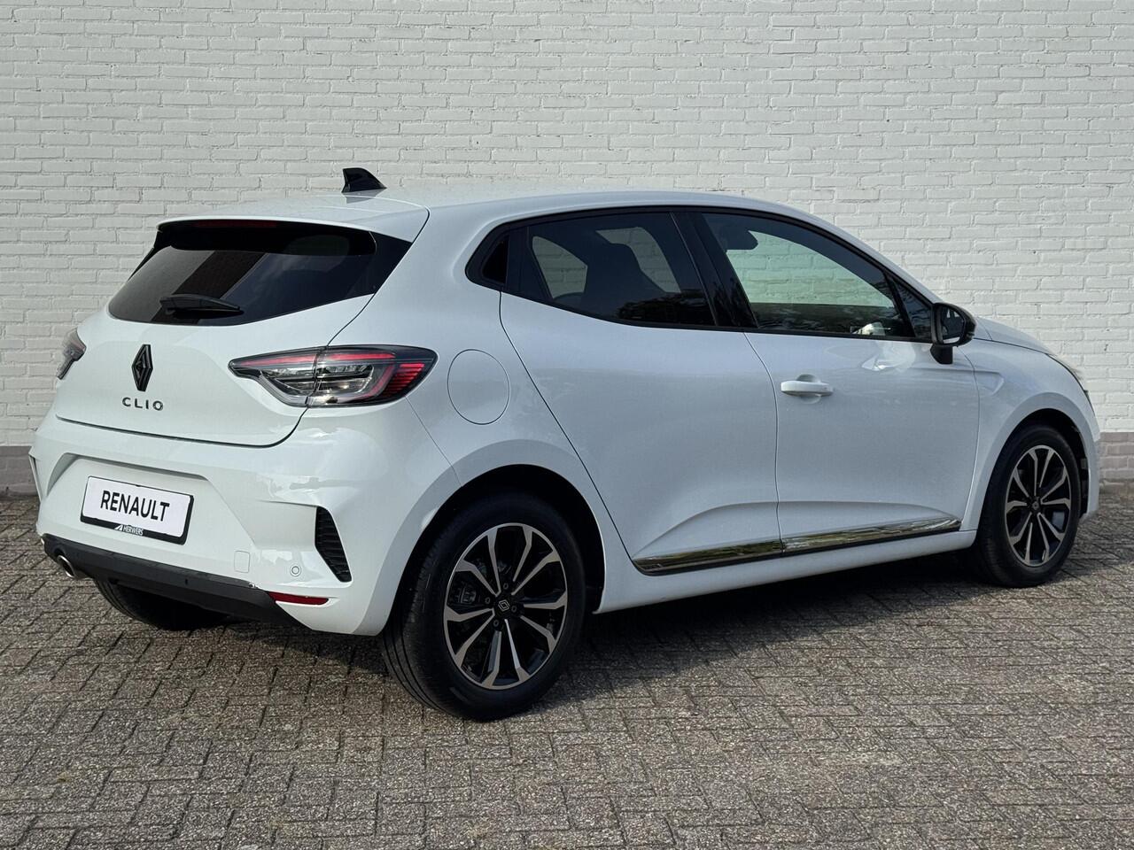 Renault CLIO 1.0 TCe 90 GPF techno / Camera / Stoelverwarming / Parkeersensoren / Navi / Cruise / Clima / Sfeerverlichting /