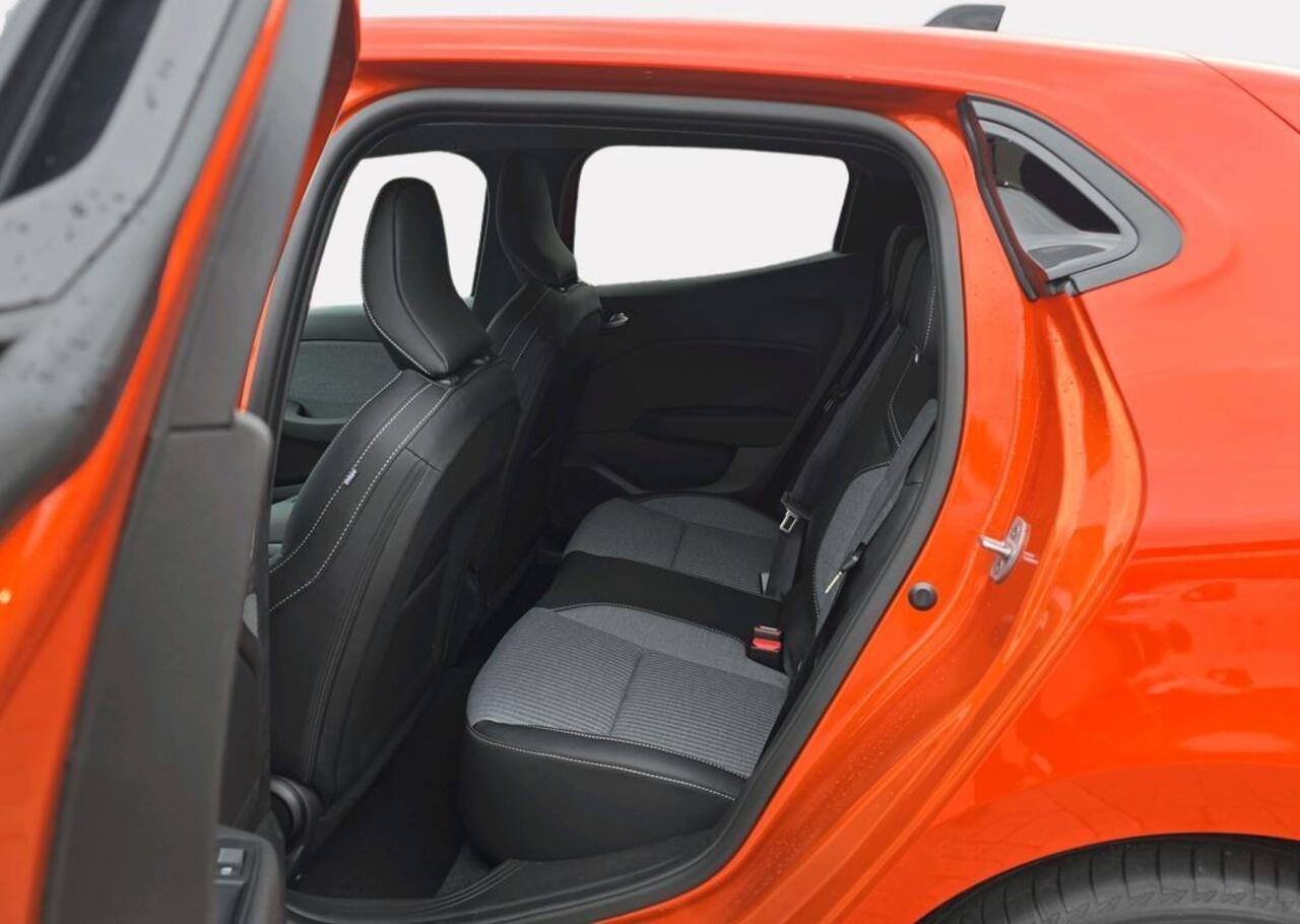 Renault CLIO 1.6 E-Tech Full Hybrid 145 techno - 5 JAAR GARANTIE