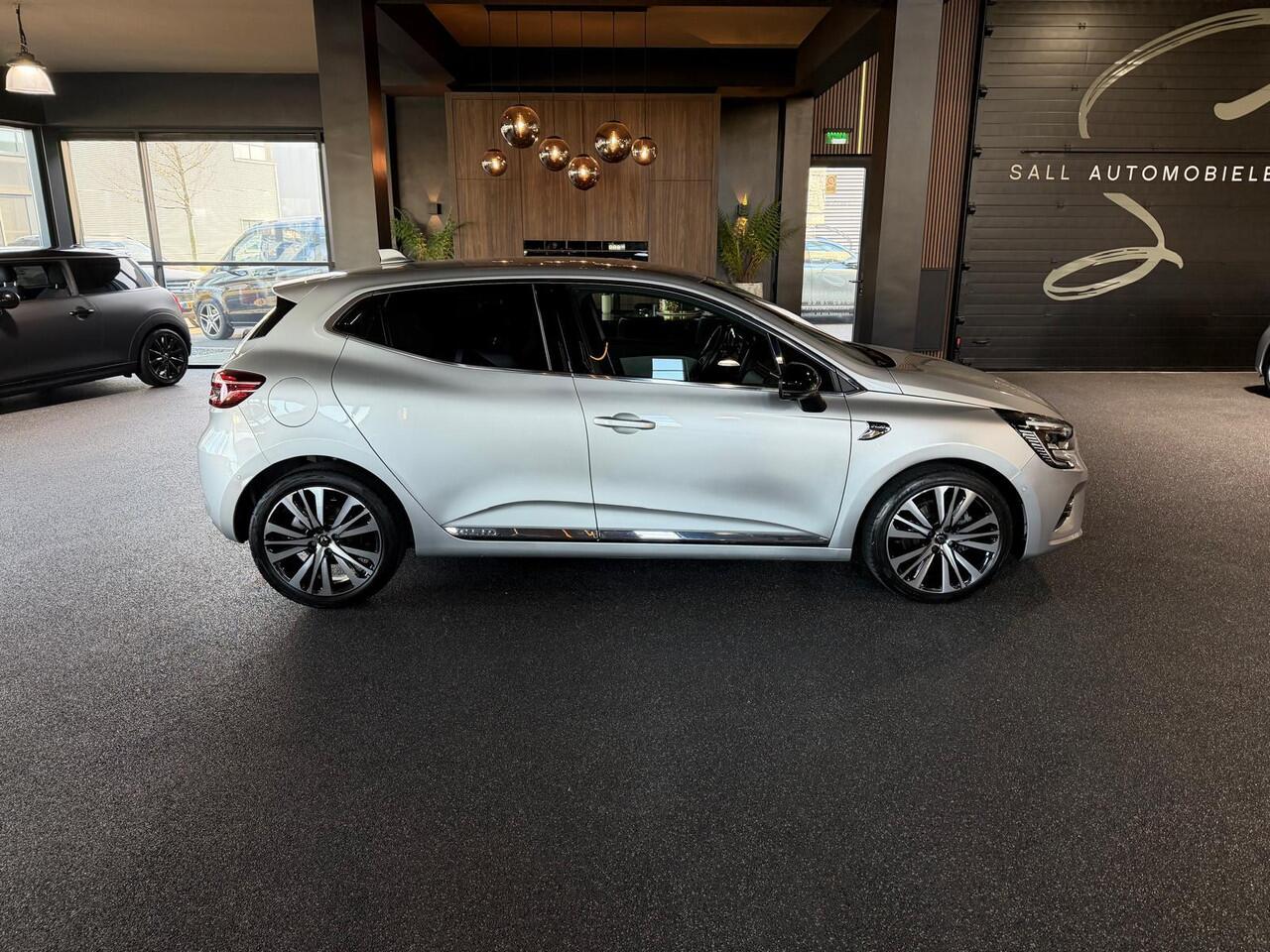 Renault CLIO 1.3 TCe Initiale Paris Navi|360|Leder|Keyless|Boseaudio