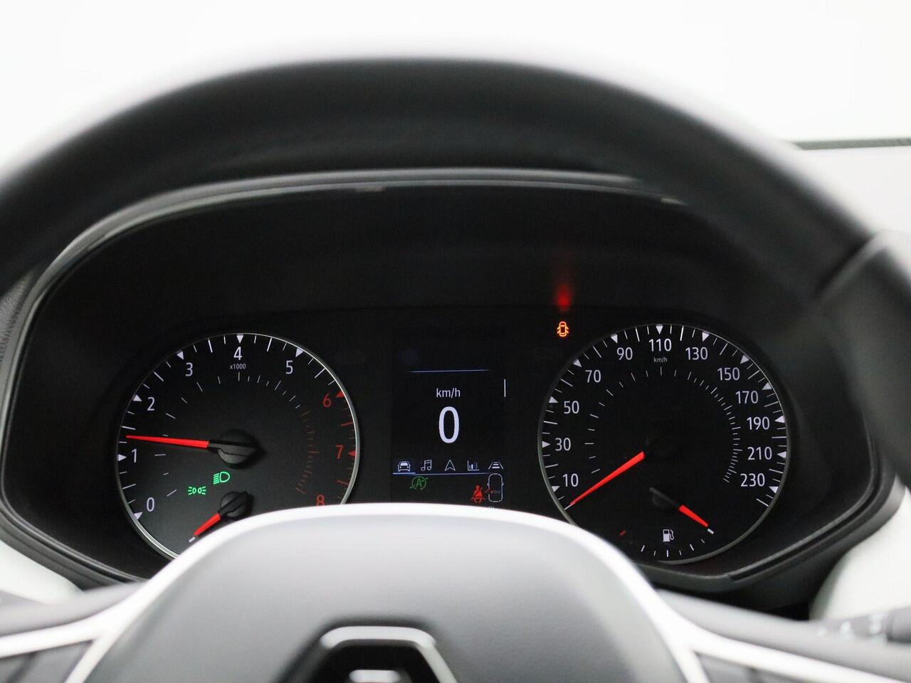 Renault CLIO TCe 90 Evolution | Easy Link multimediasysteem met Android Auto & Apple CarPlay | Airco | Parkeersensoren achter | Metaalkleur | Lichtmetalen velgen |