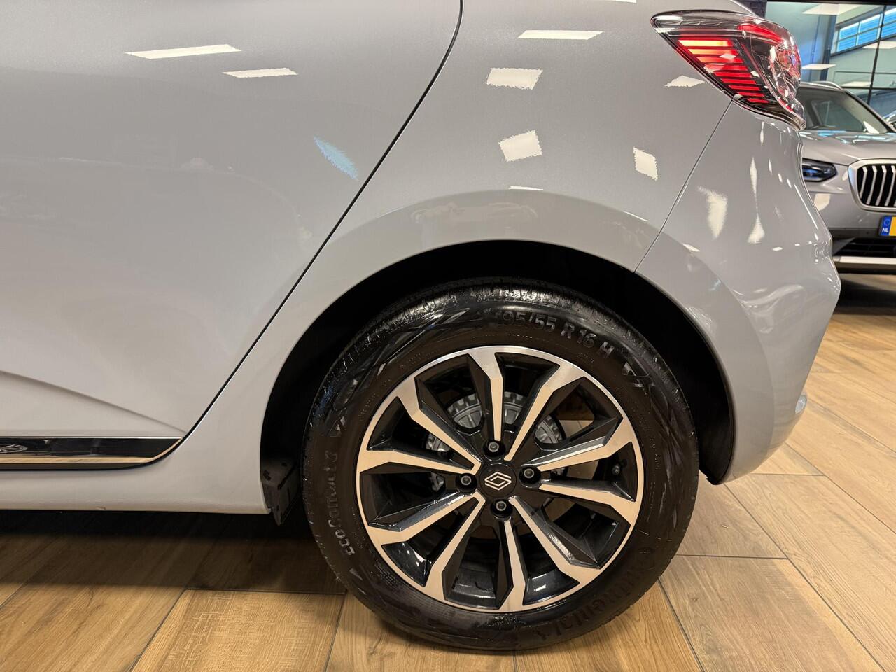 Renault CLIO 1.0 TCe 90 GPF techno |NAVI|LM VELGEN| Gris Rafale metaallak |