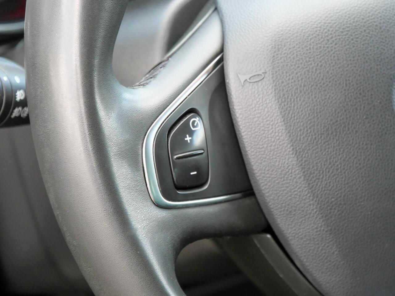 Renault CLIO 0.9 TCe Limited | AIRCO | CRUISE CONTROL |