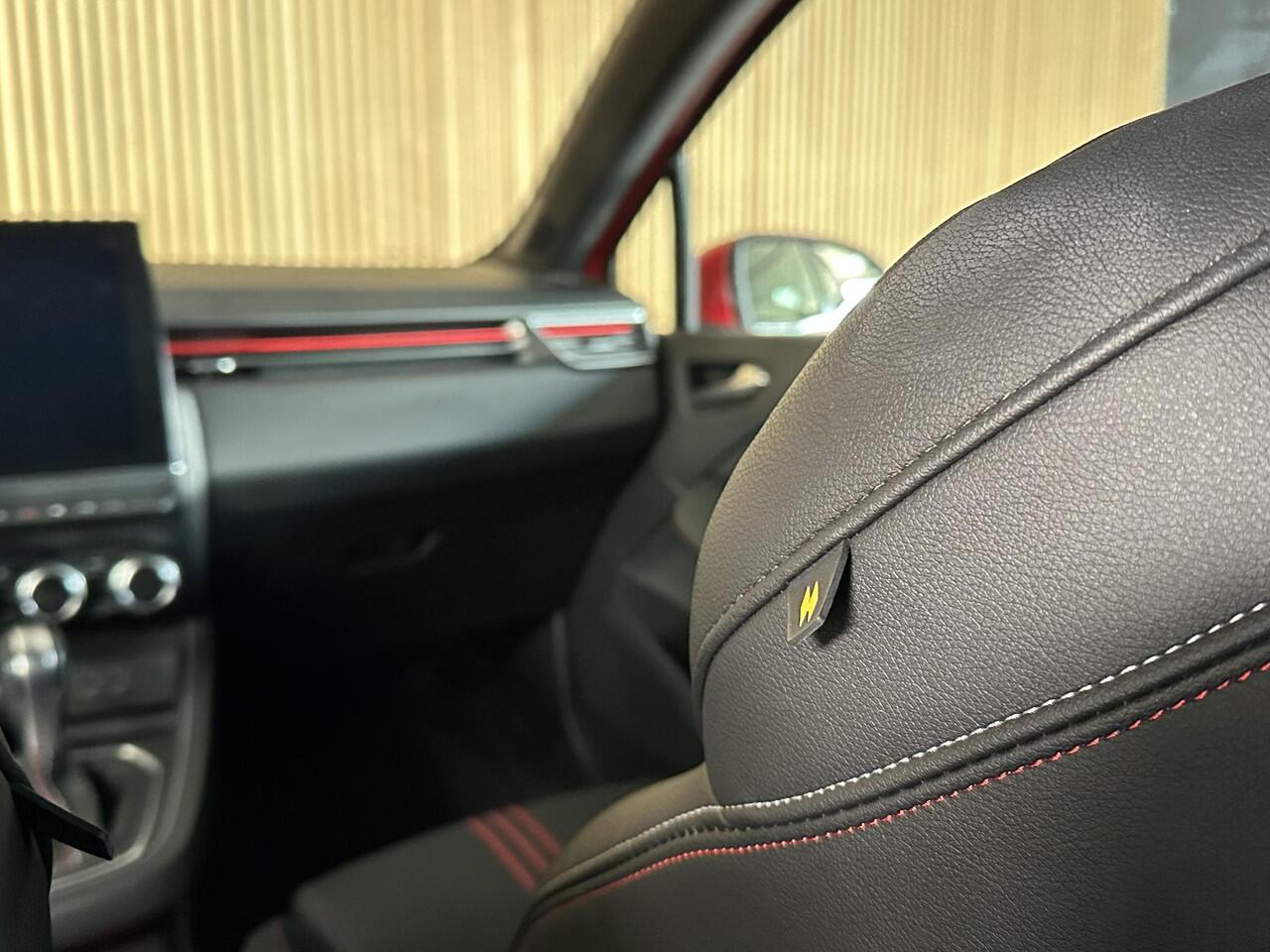 Renault CLIO 1.3 TCe R.S. Line Stoelverwarming | 360 camera | Trekhaak