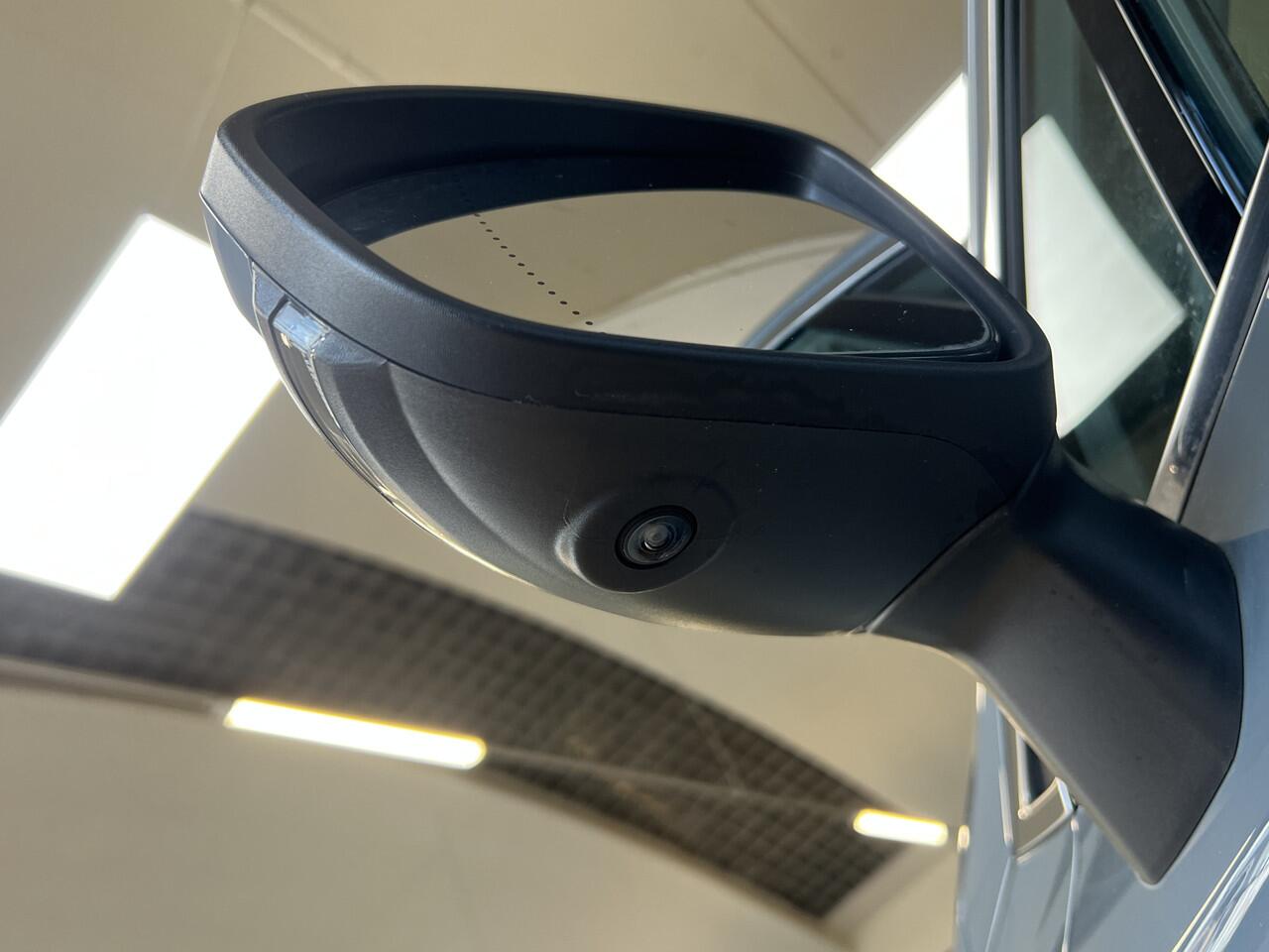 Renault CLIO 1.3 TCe 130pk Intens | Groot Navi | 360 Camera | Stoel verwarming | 17 inch | Keurig nette Clio 5 automaat met 130pk!