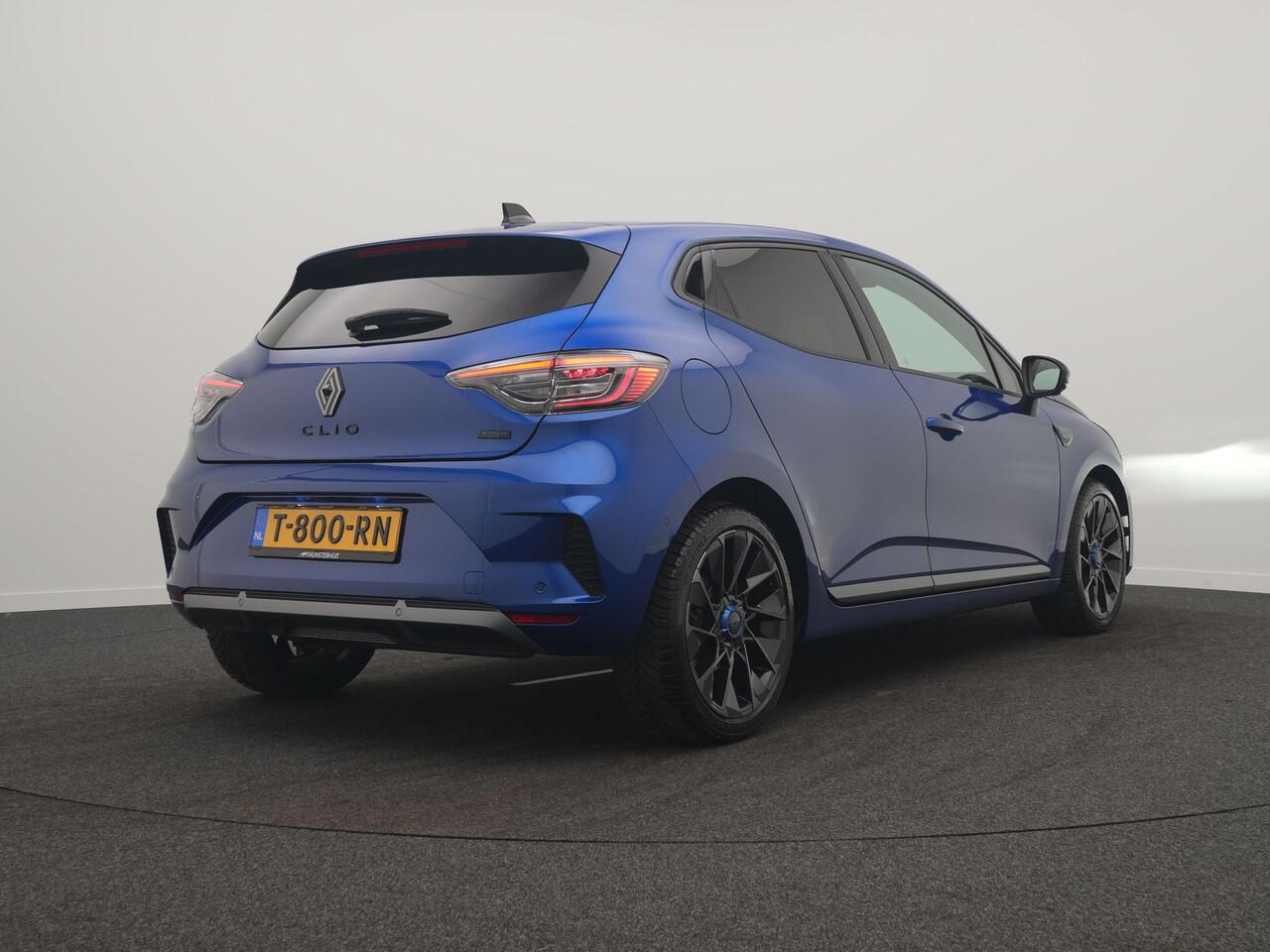 Renault CLIO 1.6 E-Tech Full Hybrid 145 Esprit Alpine - DEMO - All Seasonbanden - 360 Graden Camera - BOSE Premium Audio - Adaptieve Cruise Control